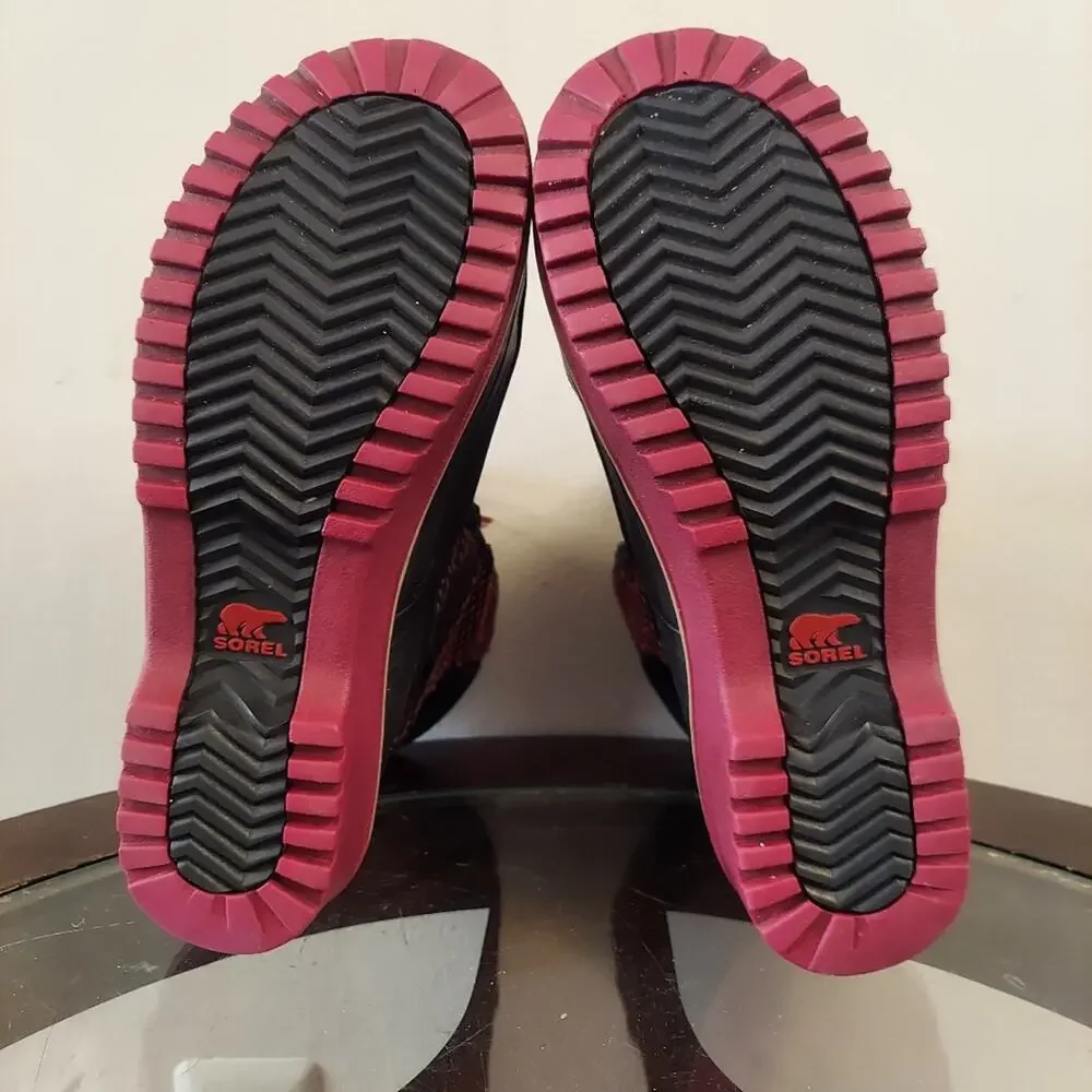 Sorel Women's US 7 Insulated All Weather Boots in Black & Pink
